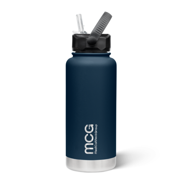 950mL Insulated Bottle w/ Straw Lid